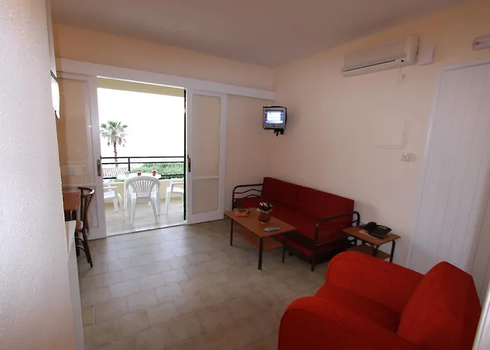 Aparthotel Corfu Menigos