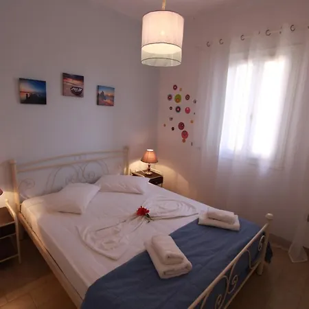 Corfu Menigos Hotel apartamentowy Glifada