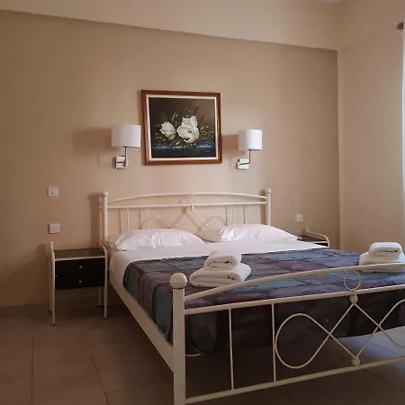 Corfu Menigos Glyfada (Corfu)