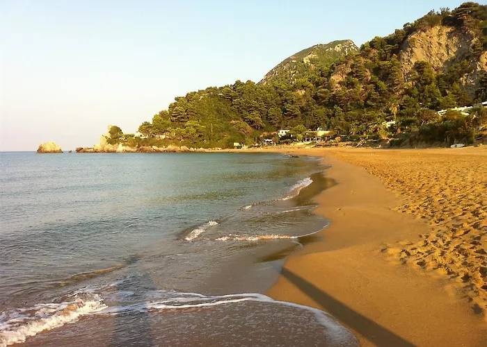 Corfu Menigos גליפאדה